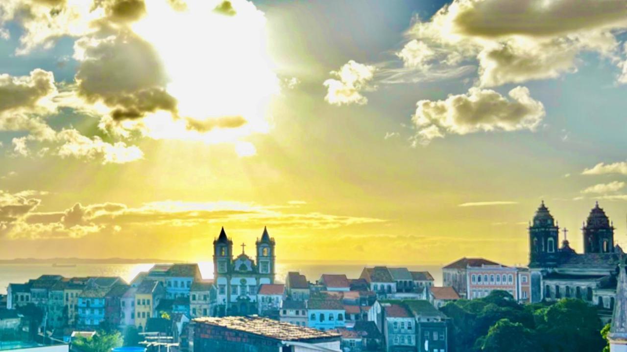 Gadhega'S Hotel Сальвадор Экстерьер фото