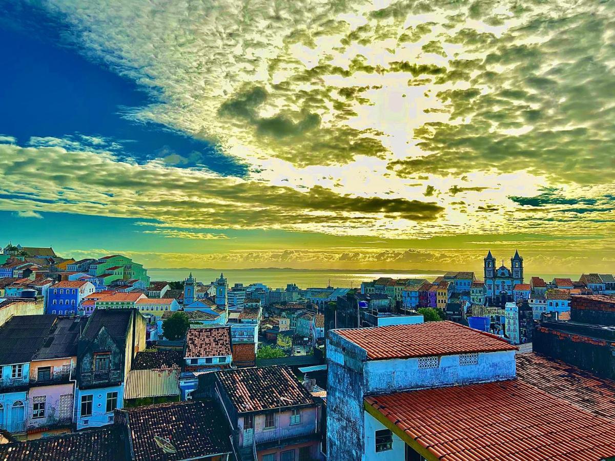 Gadhega'S Hotel Сальвадор Экстерьер фото